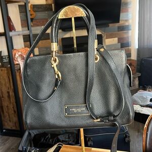 EUC Marc Jacobs pebbled leather 2-way bag